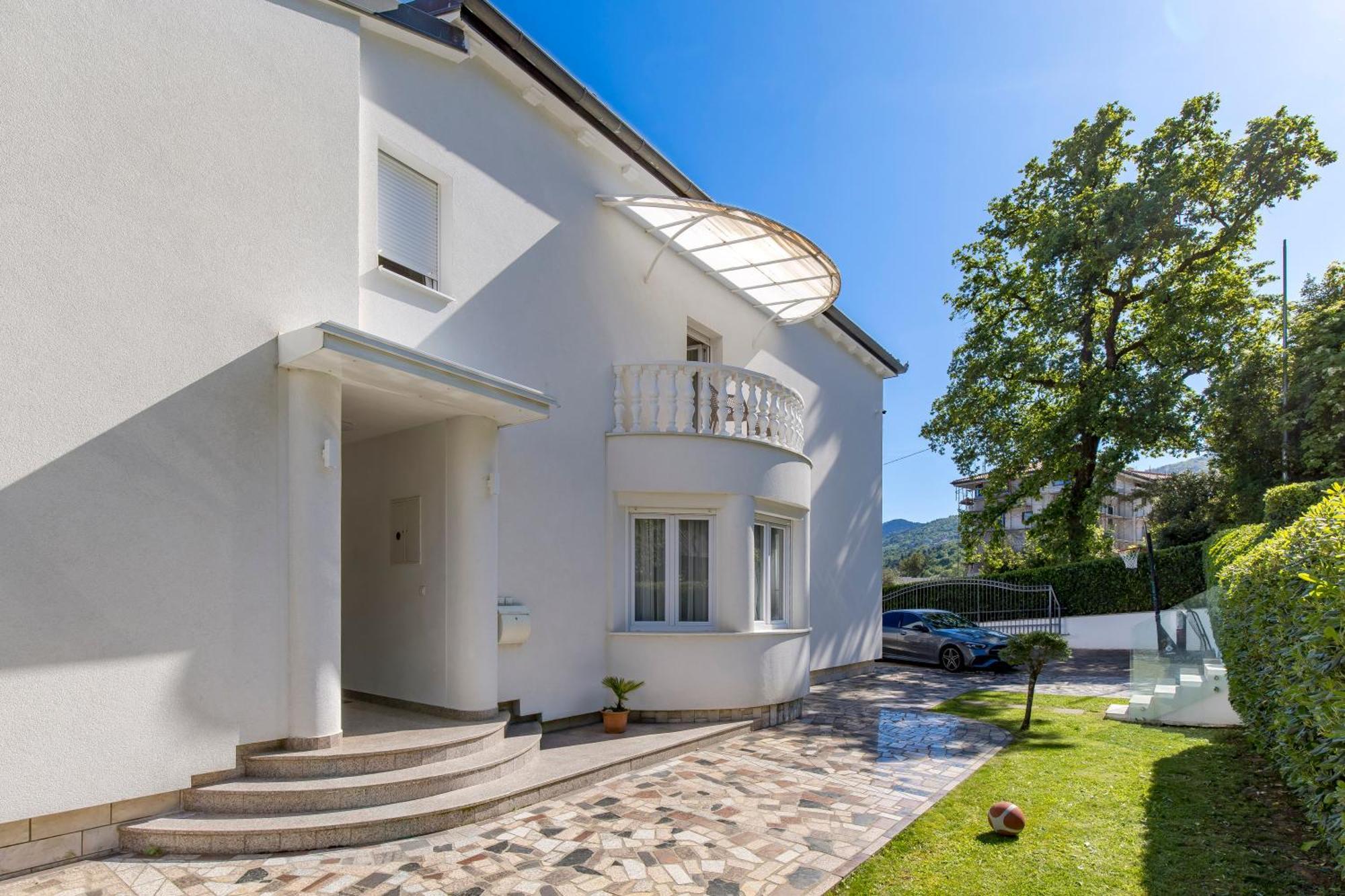 Villa Garden Apartment With Pool Opatija Extérieur photo