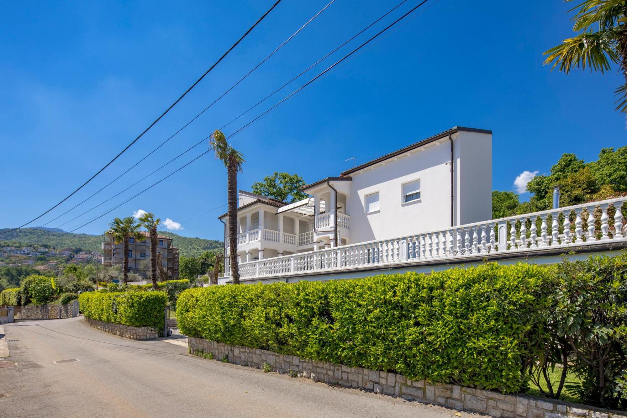 Villa Garden Apartment With Pool Opatija Extérieur photo